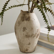 Load image into Gallery viewer, Zella Vase - Live Beautiful Home
